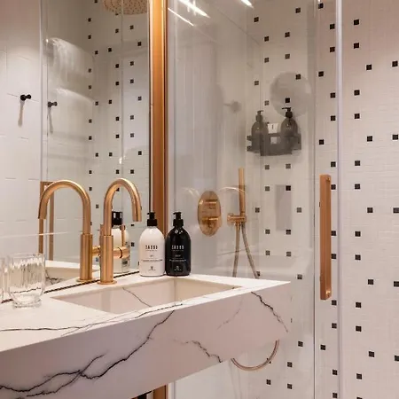 Hotel Alberte 4*