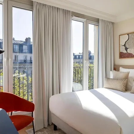 Hotel Alberte 4*