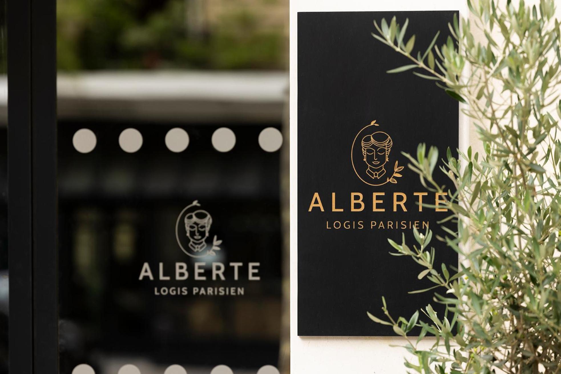 Alberte Hotel 4*